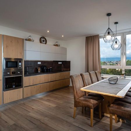 A-Partman Sk - Main Square - Private Parking - Mountain View - Top Floor - 82 M2 Poprad Eksteriør bilde